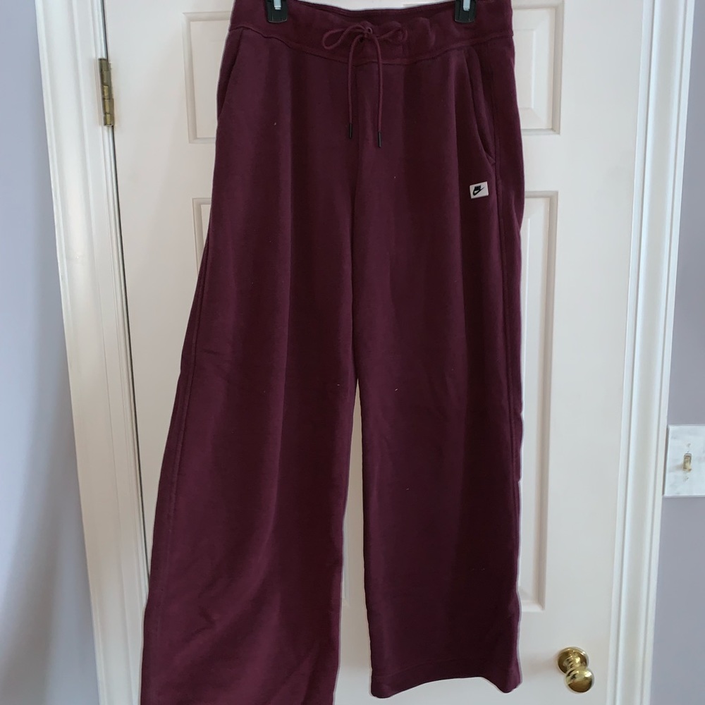 Nike Sweatpants